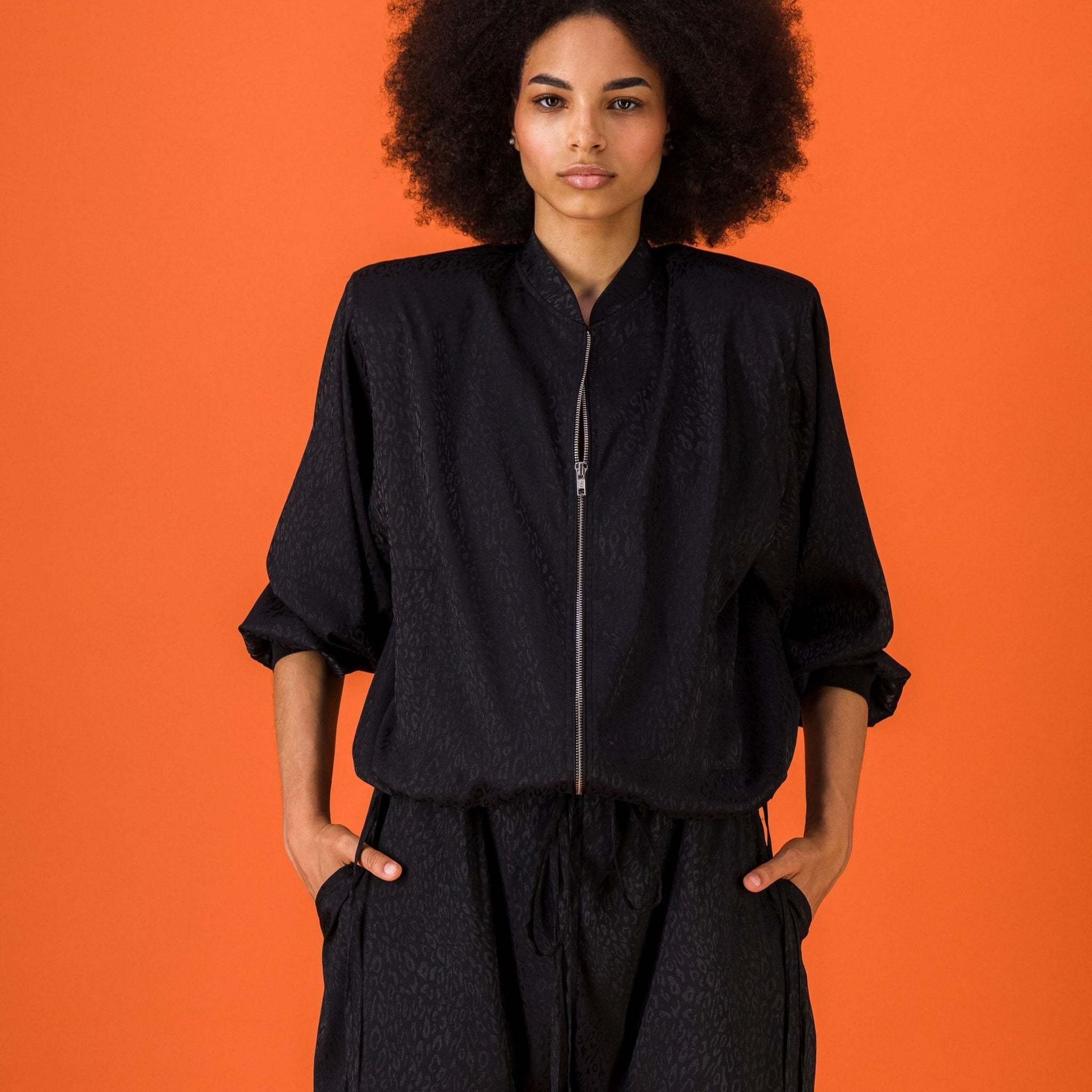 MAKEDA VEST