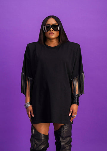 ZENDAYA black oversized t-shirt dress with shoulder pads and fringes