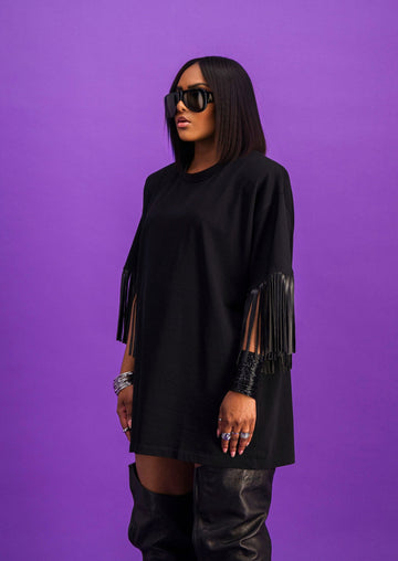 ZENDAYA black oversized t-shirt dress with shoulder pads and fringes